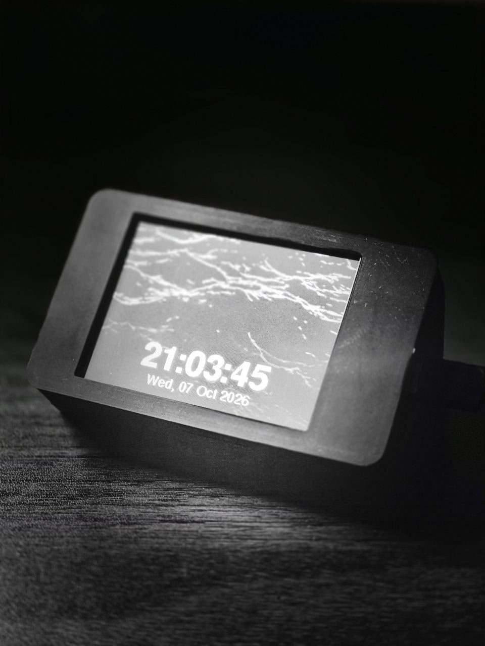 The Magic Clock: a clock that changes with the sky.