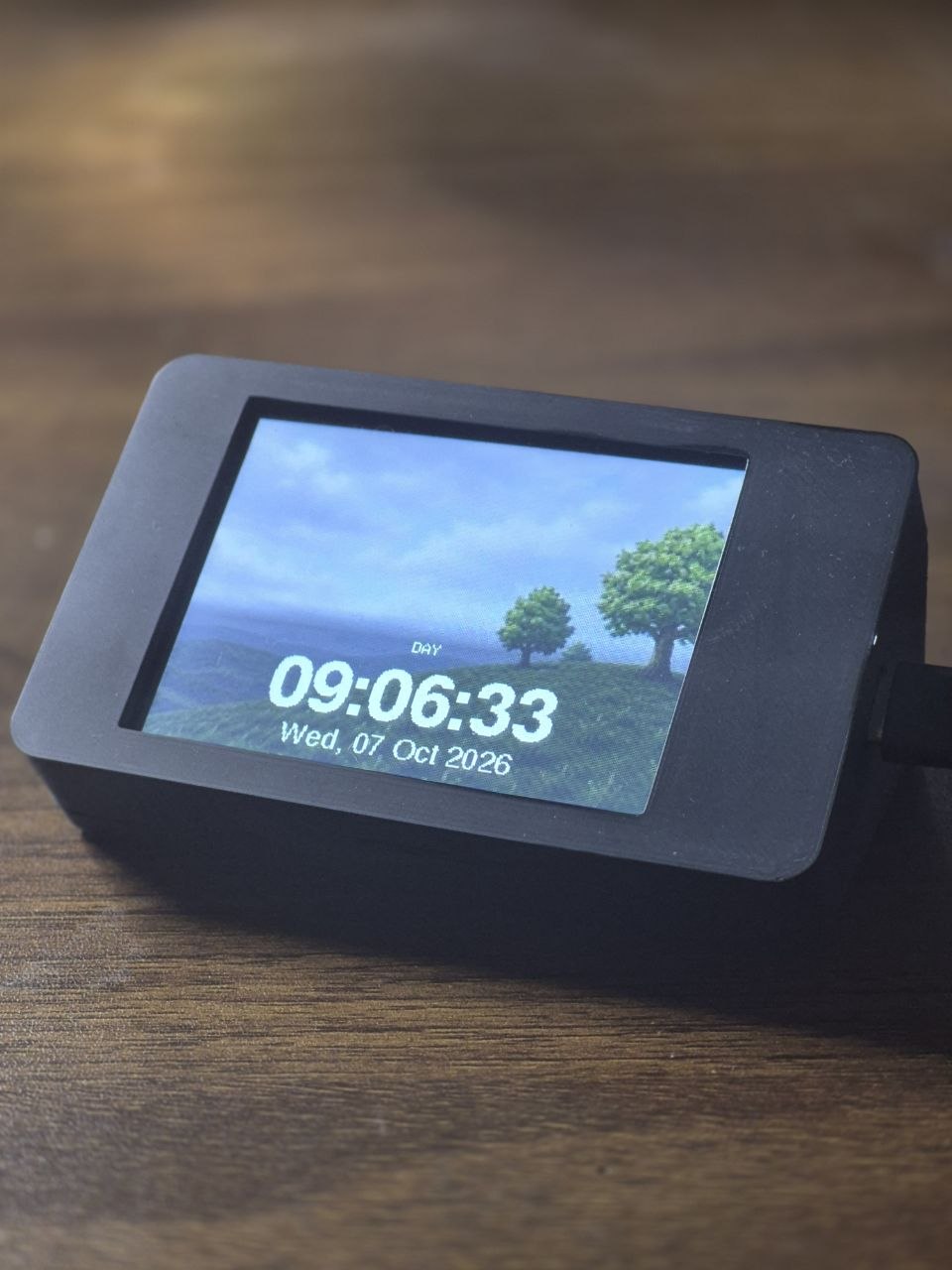 The Magic Clock: a clock that changes with the sky.