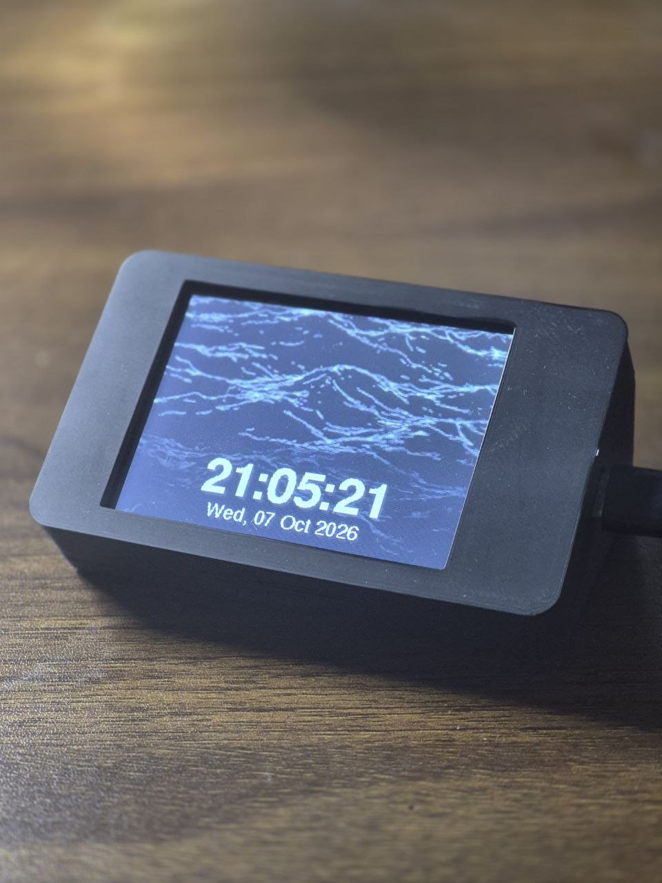 The Magic Clock: a clock that changes with the sky.